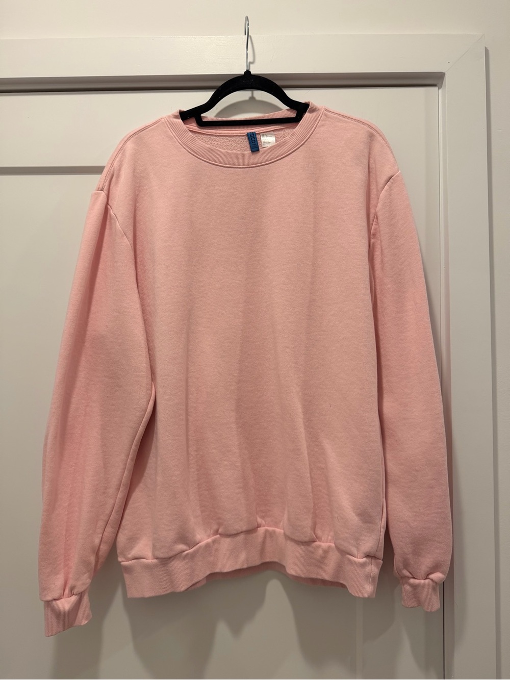 H&M Men's Crewneck Sweatshirt in Pale Pink